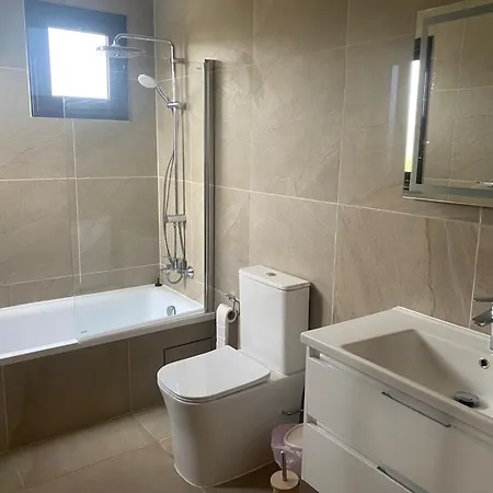 Private Heated Pool Sea Views- Sleeps6 *