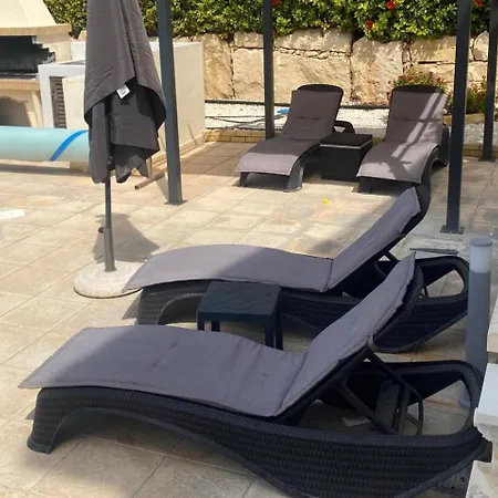 Private Heated Pool Sea Views- Sleeps6 * Pafos