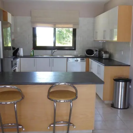 Private Heated Pool Sea Views- Sleeps6 ヴィラ パ フォス